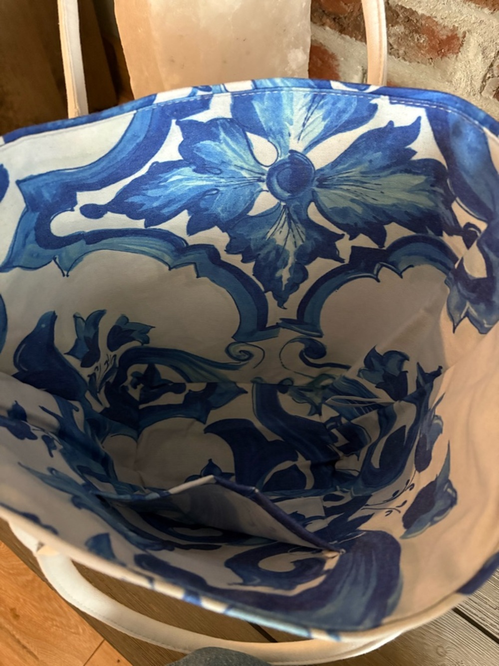 Dolce & Gabbana Straw Tote - Picture 5 of 5